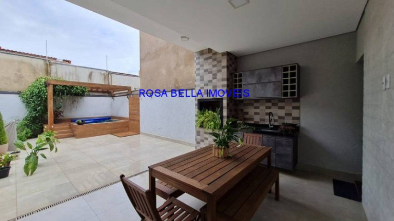 Imagem Casa com 3 Quartos à Venda, 190 m² em Jardim Bréscia - Indaiatuba Imagem Casa com 3 Quartos à Venda, 190 m² em Jardim Bréscia - Indaiatuba