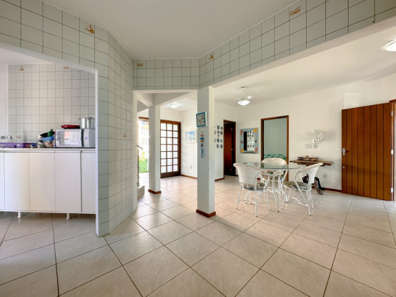 Imagem Casa com 4 Quartos à Venda, 244 m² em Ingleses Do Rio Vermelho - Florianópolis Imagem Casa com 4 Quartos à Venda, 244 m² em Ingleses Do Rio Vermelho - Florianópolis