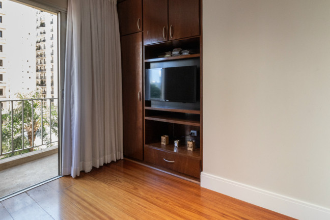Imagem Apartamento com 2 Quartos à Venda, 57 m² em Moema - São Paulo