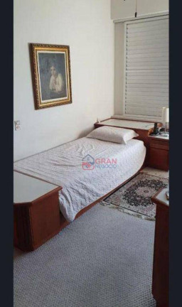 Imagem Apartamento com 4 Quartos à Venda, 250 m² em Bigorrilho - Curitiba