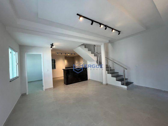 Imagem Casa com 3 Quartos à Venda, 220 m² em Prefeito José Walter - Fortaleza Imagem Casa com 3 Quartos à Venda, 220 m² em Prefeito José Walter - Fortaleza