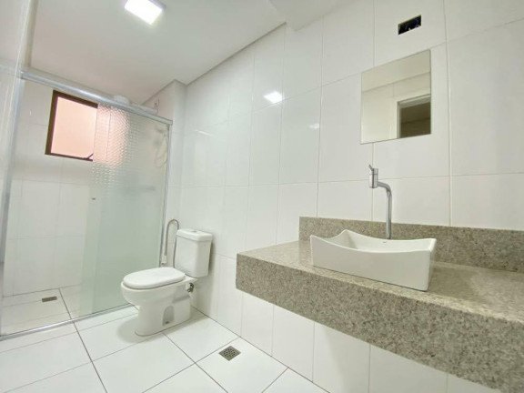 Imagem Apartamento com 3 Quartos à Venda, 161 m² em Zona 01 - Maringá