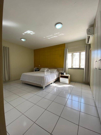 Imagem Casa com 4 Quartos à Venda, 500 m² em Jóquei - Teresina