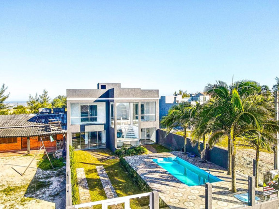 Imagem Casa com 4 Quartos à Venda, 240 m² em Guarani - Capao Da Canoa