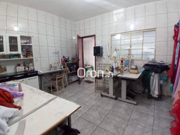 Imagem Casa com 2 Quartos à Venda, 195 m² em Setor Gentil Meireles - Goiânia Imagem Casa com 2 Quartos à Venda, 195 m² em Setor Gentil Meireles - Goiânia