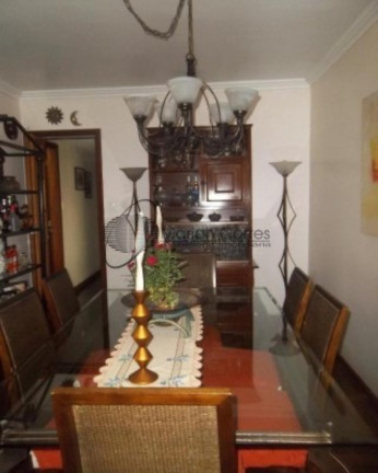 Imagem Imóvel com 4 Quartos à Venda, 120 m² em Icaraí - Niterói Imagem Imóvel com 4 Quartos à Venda, 120 m² em Icaraí - Niterói