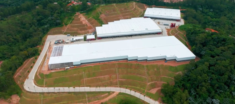 Imagem Imóvel para Alugar, 15.222 m² em Quinhaú - Embu Das Artes Imagem Imóvel para Alugar, 15.222 m² em Quinhaú - Embu Das Artes