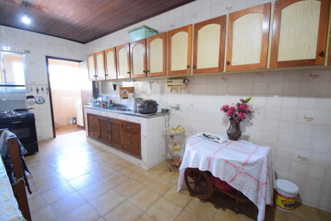 Imagem Casa com 6 Quartos à Venda, 361 m² em Vale Do Paraíso - Teresópolis Imagem Casa com 6 Quartos à Venda, 361 m² em Vale Do Paraíso - Teresópolis