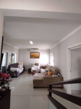 Imagem Casa de Condomínio com 4 Quartos à Venda, 545 m² em Jardim Itália - Cuiabá Imagem Casa de Condomínio com 4 Quartos à Venda, 545 m² em Jardim Itália - Cuiabá