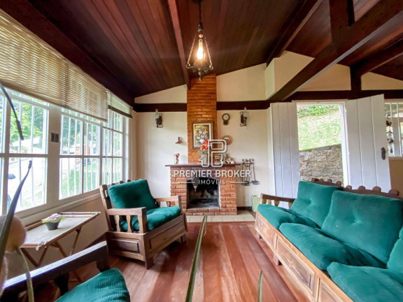 Imagem Casa com 3 Quartos à Venda, 150 m² em Panorama - Teresópolis Imagem Casa com 3 Quartos à Venda, 150 m² em Panorama - Teresópolis