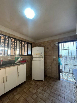 Imagem Casa com 3 Quartos à Venda, 170 m² em Itapuã - Salvador Imagem Casa com 3 Quartos à Venda, 170 m² em Itapuã - Salvador