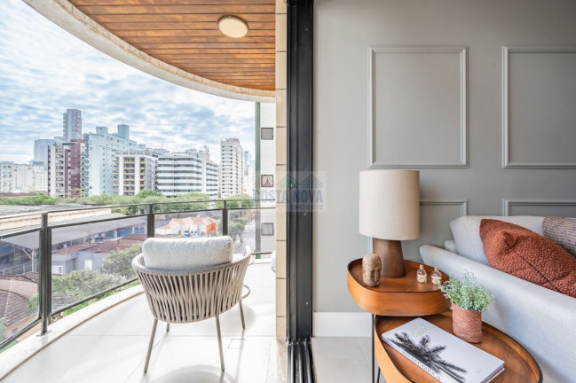 Apartamento com 3 Quartos à Venda, 185 m² em Pompéia - Santos