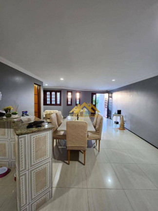 Imagem Imóvel com 4 Quartos à Venda, 180 m² em Maraponga - Fortaleza Imagem Imóvel com 4 Quartos à Venda, 180 m² em Maraponga - Fortaleza