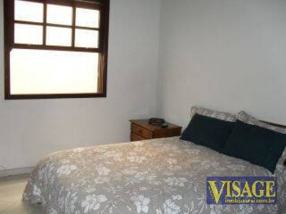 Imagem Casa com 3 Quartos à Venda, 200 m² em Centro - Jacareí