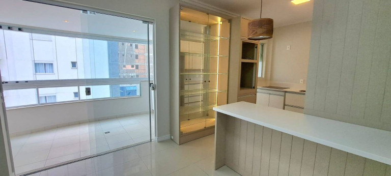 Imagem Apartamento com 3 Quartos à Venda, 102 m² em Centro - Balneário Camboriú Imagem Apartamento com 3 Quartos à Venda, 102 m² em Centro - Balneário Camboriú