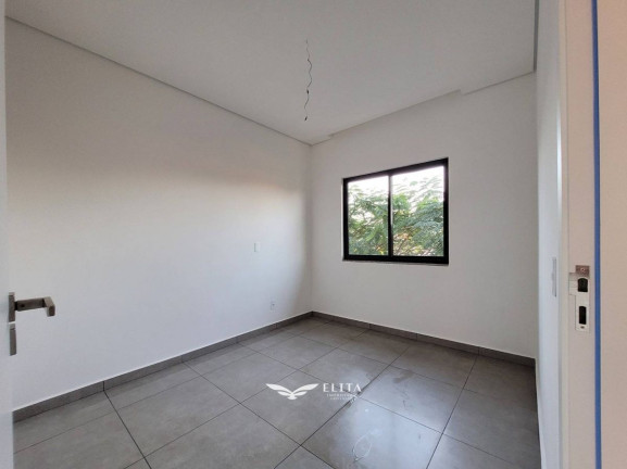 Imagem Sobrado com 3 Quartos à Venda, 116 m² em Centro - Barra Velha