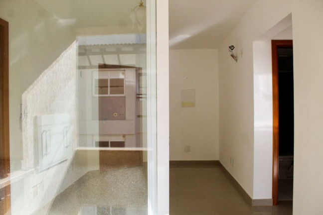 Imagem Imóvel com 2 Quartos à Venda, 57 m² em Vila Nova - Porto Alegre Imagem Imóvel com 2 Quartos à Venda, 57 m² em Vila Nova - Porto Alegre