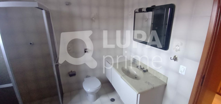 Imagem Casa com 4 Quartos à Venda, 220 m² em Jardim Guanca - São Paulo Imagem Casa com 4 Quartos à Venda, 220 m² em Jardim Guanca - São Paulo