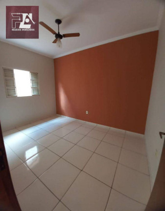 Casa com 3 Quartos à Venda, 117 m² em Parque Das Rodovias - Lorena