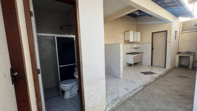 Imagem Casa com 3 Quartos à Venda, 220 m² em Cidade Nova - Feira De Santana Imagem Casa com 3 Quartos à Venda, 220 m² em Cidade Nova - Feira De Santana