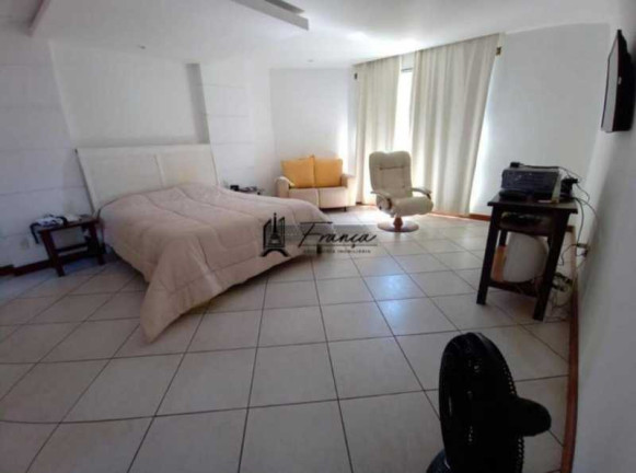 Imagem Imóvel com 3 Quartos à Venda, 366 m² em Maria Paula - Niterói