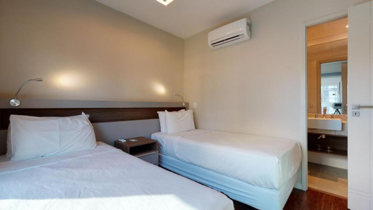 Imagem Apartamento com 1 Quarto à Venda, 44 m² em Moinhos De Vento - Porto Alegre Imagem Apartamento com 1 Quarto à Venda, 44 m² em Moinhos De Vento - Porto Alegre