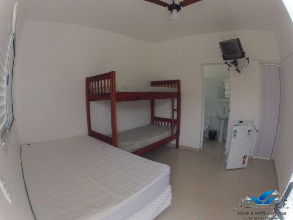 Imagem Casa com 11 Quartos para Temporada, 280 m² em Praia Grande - Ubatuba Imagem Casa com 11 Quartos para Temporada, 280 m² em Praia Grande - Ubatuba