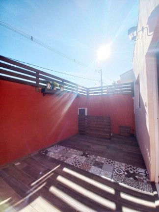 Imagem Casa de Condomínio com 2 Quartos à Venda, 67 m² em Cerrito - Santa Maria