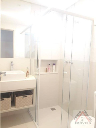Imagem Sobrado com 4 Quartos à Venda, 240 m² em Interlagos - São Paulo Imagem Sobrado com 4 Quartos à Venda, 240 m² em Interlagos - São Paulo