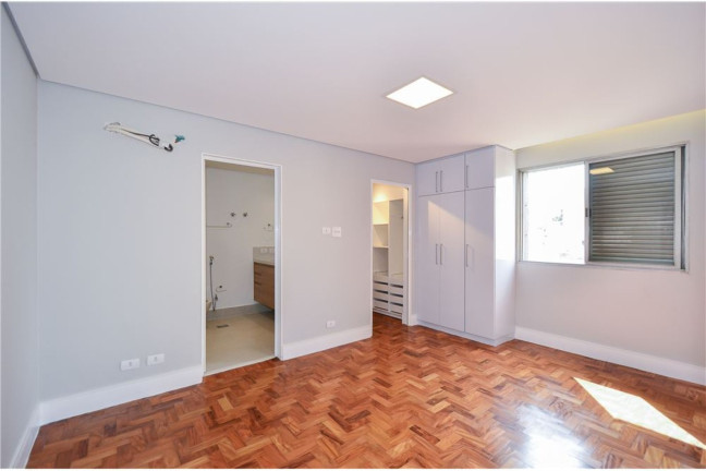 Imagem Apartamento com 3 Quartos à Venda, 137 m² em Itaim Bibi - São Paulo