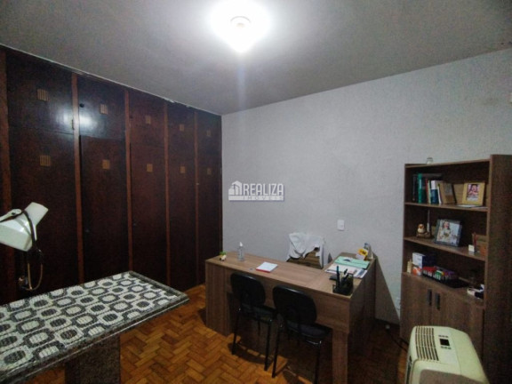 Imagem Casa com 3 Quartos à Venda, 277 m² em Mercês - Uberaba Imagem Casa com 3 Quartos à Venda, 277 m² em Mercês - Uberaba