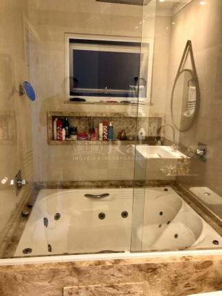 Casa de Condomínio com 4 Quartos à Venda, 429 m² em Santa Regina - Camboriú