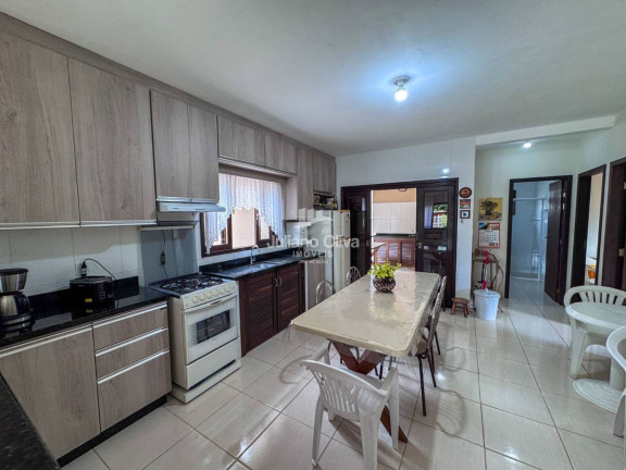 Imagem Casa com 3 Quartos à Venda, 145 m² em Barra Do Sai - Itapoá Imagem Casa com 3 Quartos à Venda, 145 m² em Barra Do Sai - Itapoá