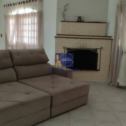 Imagem Casa com 6 Quartos para Temporada, 350 m² em Ninho Verde 2 - Pardinho