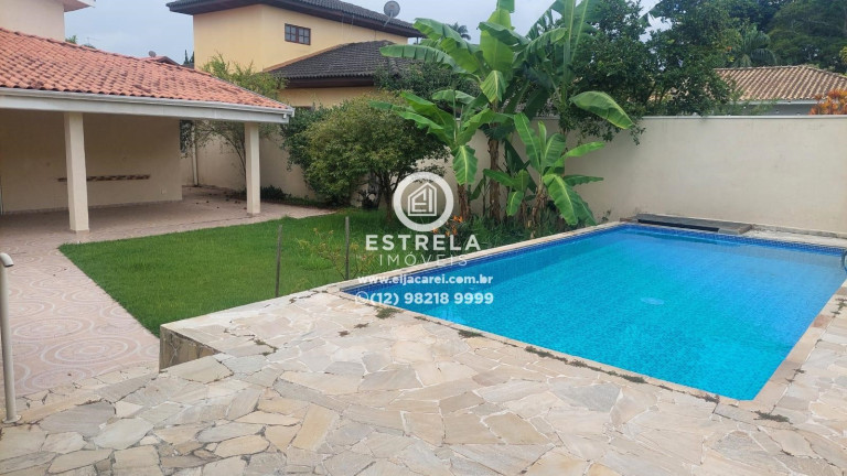Casa com 3 Quartos à Venda, 300 m² em Jardim Santa Maria - Jacareí