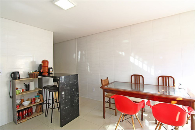 Imagem Casa com 3 Quartos à Venda,  em Guarujá - Porto Alegre