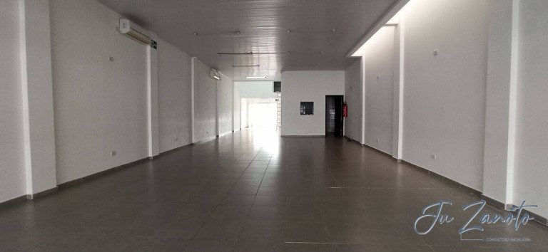 Sala Comercial à Venda, 206 m² em Caiobá - Matinhos
