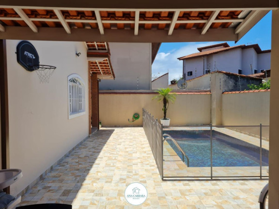 Imagem Casa com 3 Quartos à Venda, 180 m² em Balneário Três Marias - Peruíbe