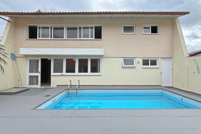 Imagem Casa de Condomínio com 5 Quartos à Venda, 300 m² Imagem Casa de Condomínio com 5 Quartos à Venda, 300 m²