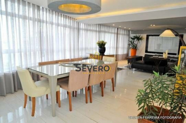 Imagem Apartamento com 4 Quartos à Venda, 220 m² em Ingá - Niterói