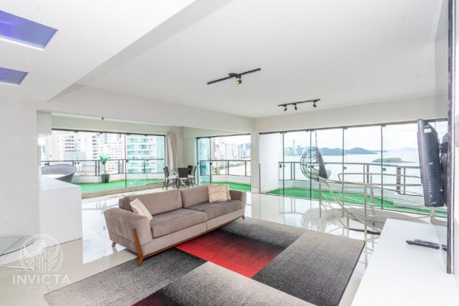 Imagem Cobertura com 5 Quartos à Venda, 623 m² em Centro - Balneário Camboriú
