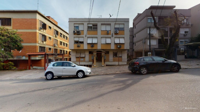 Imagem Imóvel com 2 Quartos à Venda, 69 m² em Auxiliadora - Porto Alegre Imagem Imóvel com 2 Quartos à Venda, 69 m² em Auxiliadora - Porto Alegre