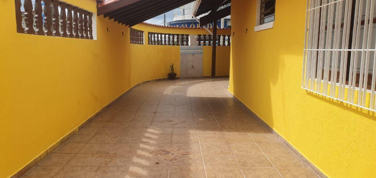Imagem Casa com 3 Quartos à Venda, 300 m² em Flórida - Praia Grande Imagem Casa com 3 Quartos à Venda, 300 m² em Flórida - Praia Grande