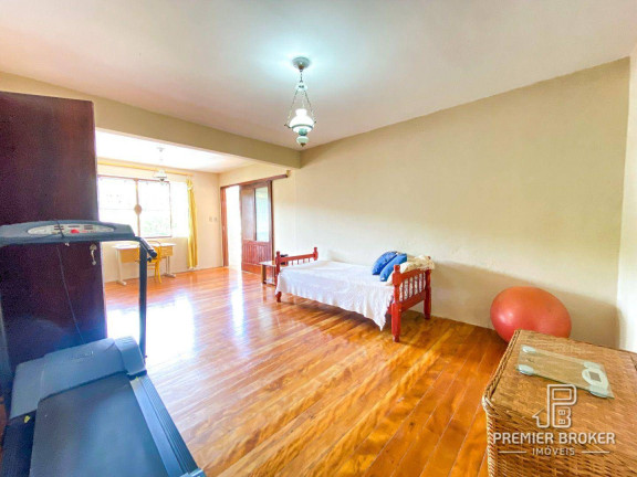 Imagem Casa com 5 Quartos à Venda, 290 m² em Vale Do Paraíso - Teresópolis Imagem Casa com 5 Quartos à Venda, 290 m² em Vale Do Paraíso - Teresópolis