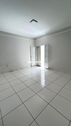 Imagem Casa com 4 Quartos à Venda, 150 m² em São Joaquim - Franca Imagem Casa com 4 Quartos à Venda, 150 m² em São Joaquim - Franca