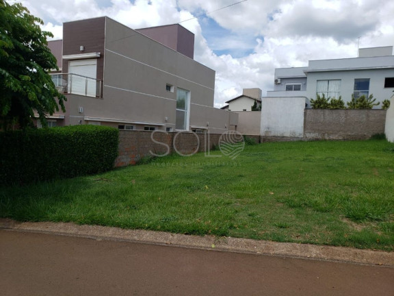 Terreno em Condomínio à Venda, 327 m² em Parque Residencial Damha - Araraquara