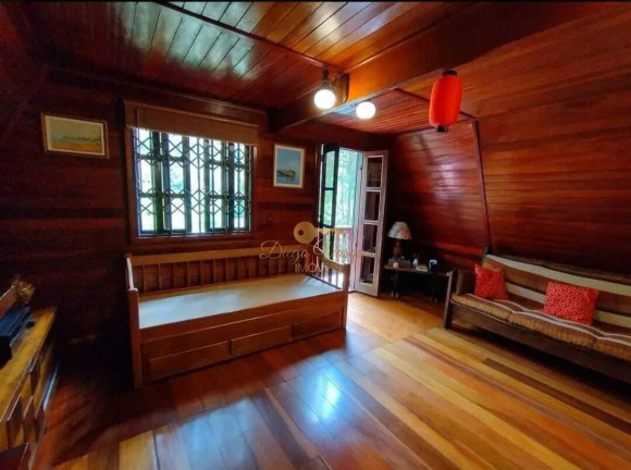 Imagem Casa com 3 Quartos à Venda, 910 m² em Cascata Dos Amores - Teresópolis Imagem Casa com 3 Quartos à Venda, 910 m² em Cascata Dos Amores - Teresópolis