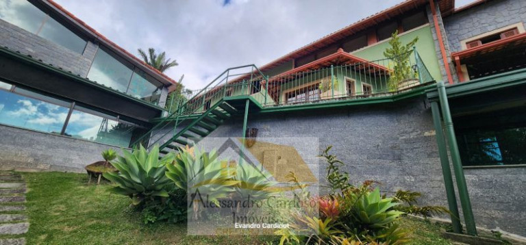 Imagem Casa com 10 Quartos à Venda, 550 m² em Braunes - Nova Friburgo