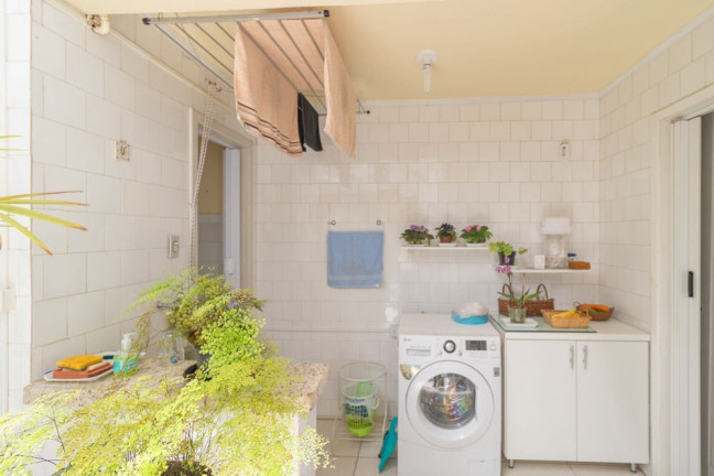Imagem Imóvel com 2 Quartos à Venda, em Petrópolis - Porto Alegre Imagem Imóvel com 2 Quartos à Venda, em Petrópolis - Porto Alegre