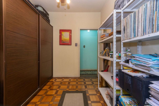 Imagem Imóvel com 3 Quartos à Venda, 101 m² em Petrópolis - Porto Alegre